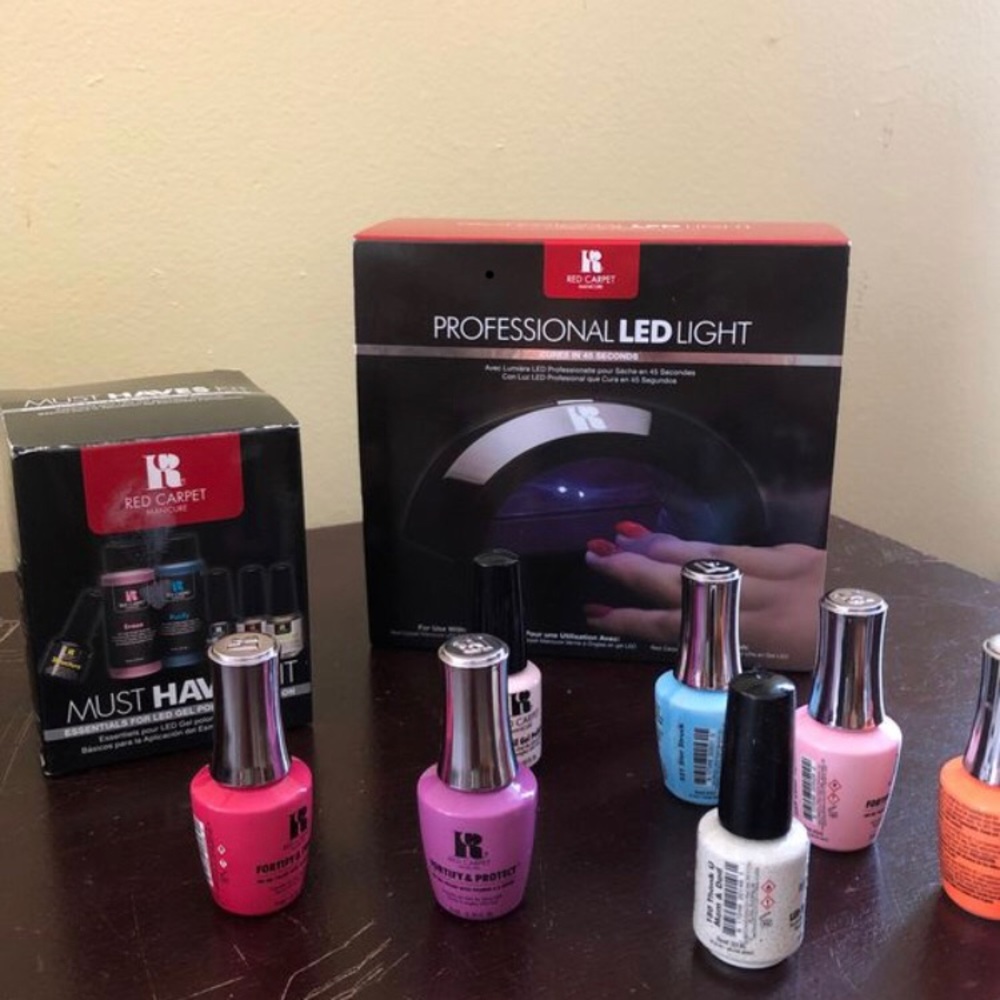 Complete gel nail kit